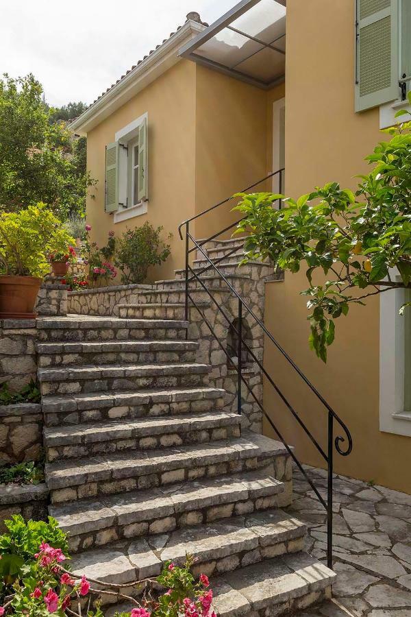 ואטי Yellow House Ithaca מראה חיצוני תמונה