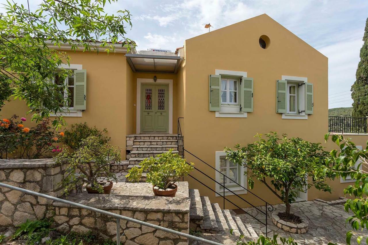 ואטי Yellow House Ithaca מראה חיצוני תמונה